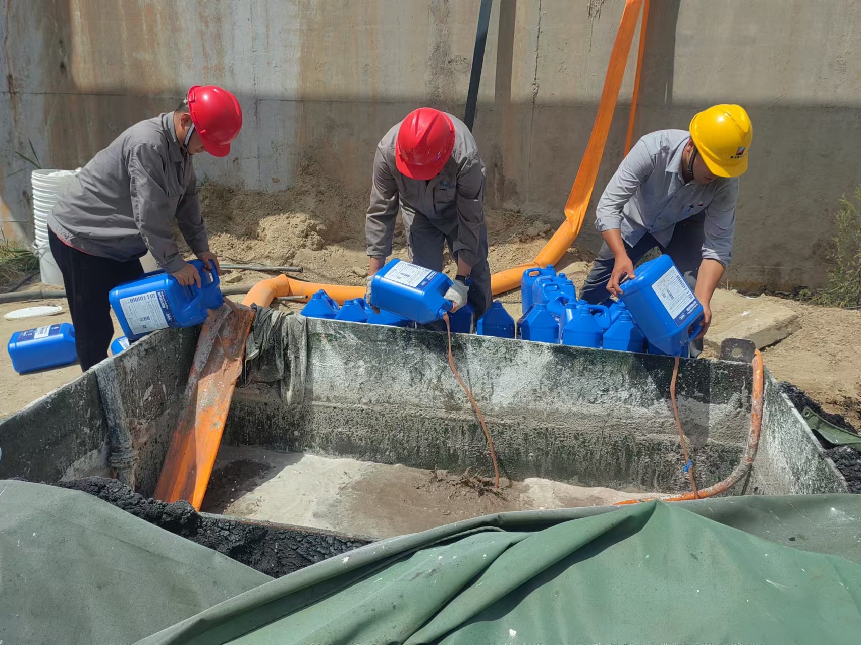 新疆某煤化工公司氨氮、COD降解项目