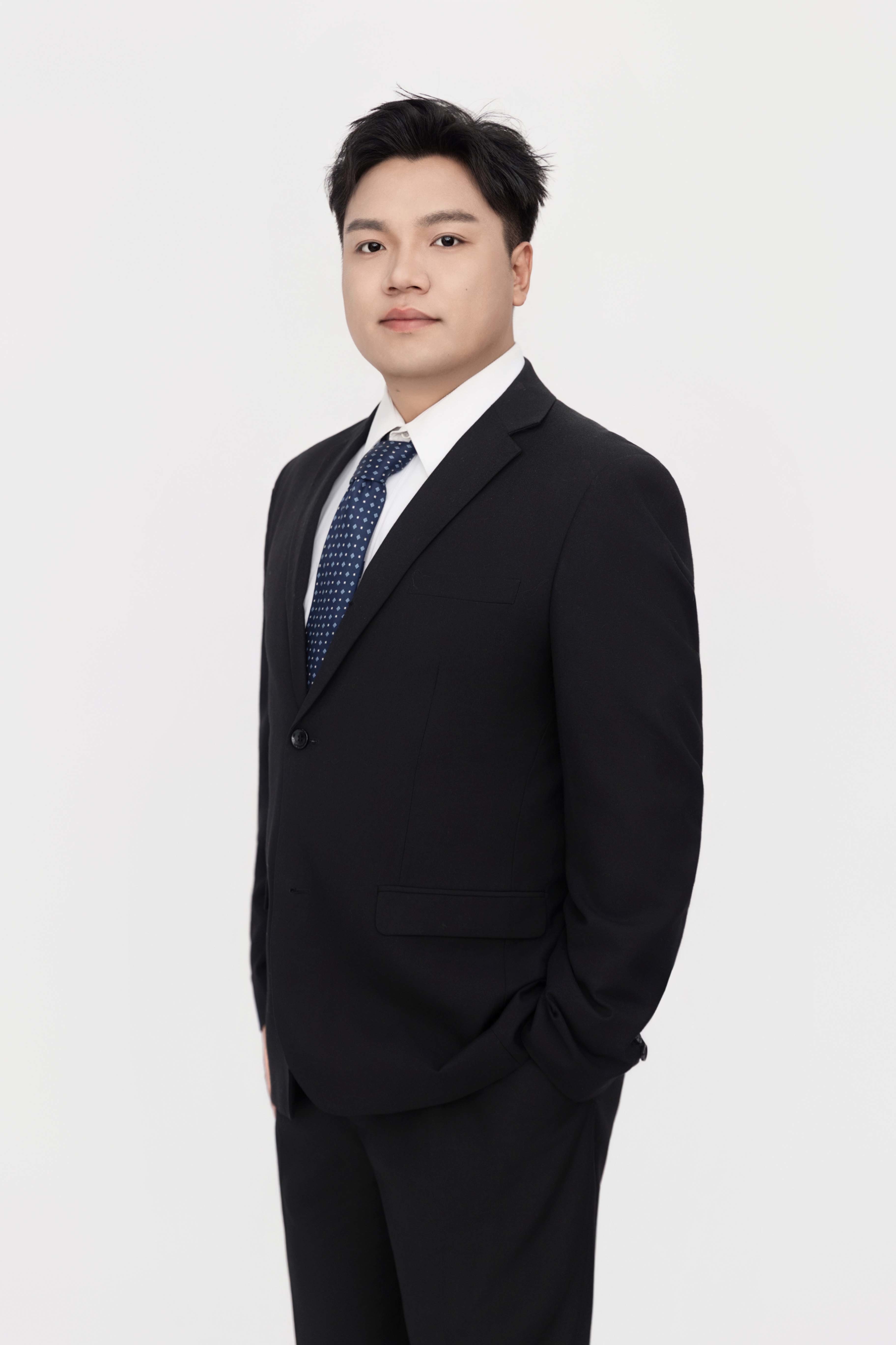 李朋辉